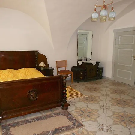 Проживание в семье Manor